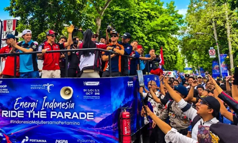 Marc Marquez dan Rider MotoGP Disambut Ribuan Warga Mataram